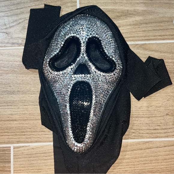 Bling ghostface mask and knife set - Picture 2 of 4